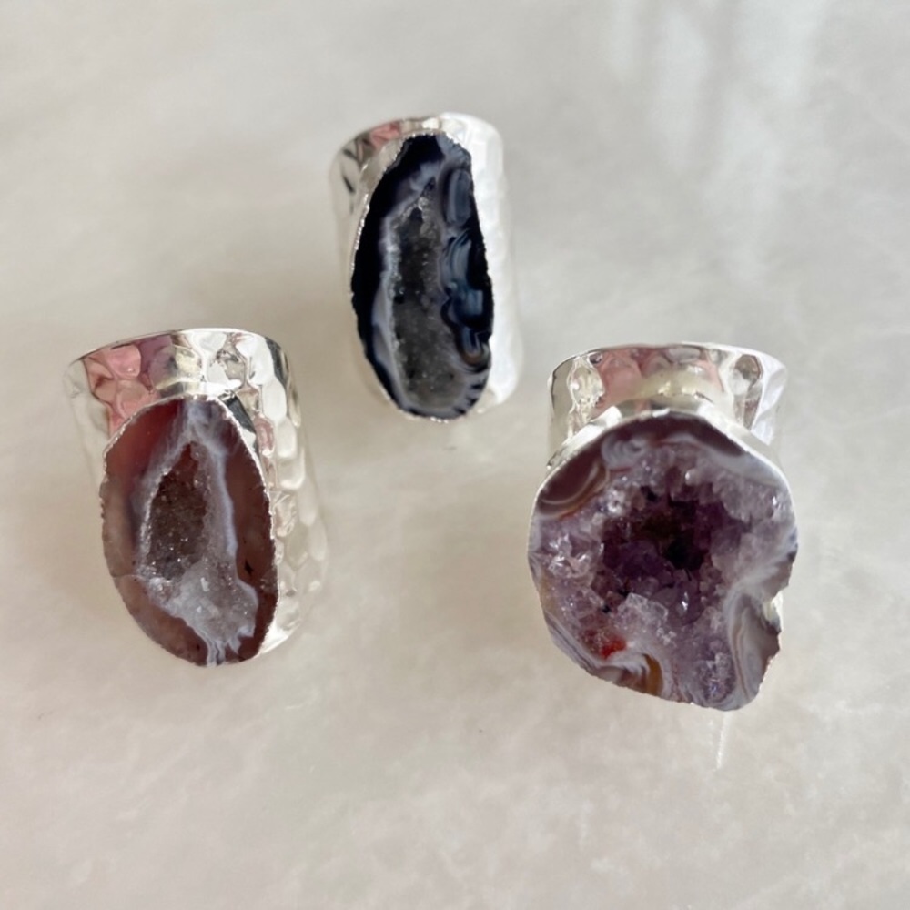 ❗️LAST❗️Hammered Silver Raw Geode Ring - Picture 3 of 7